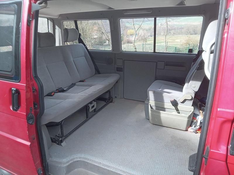 Second-hand VW T4 1997 Roșu Van