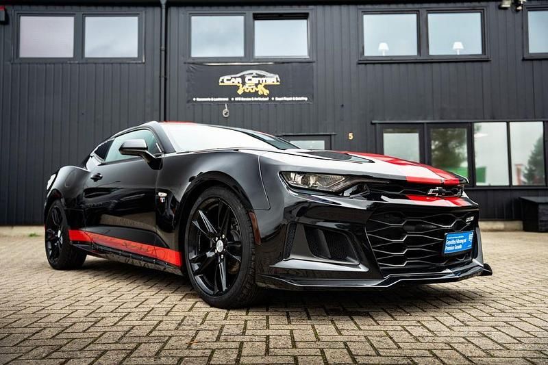 Schwarz Gebraucht 2019 Chevrolet Camaro ZL1 Coupé | 28.450 € - Bild 1/4