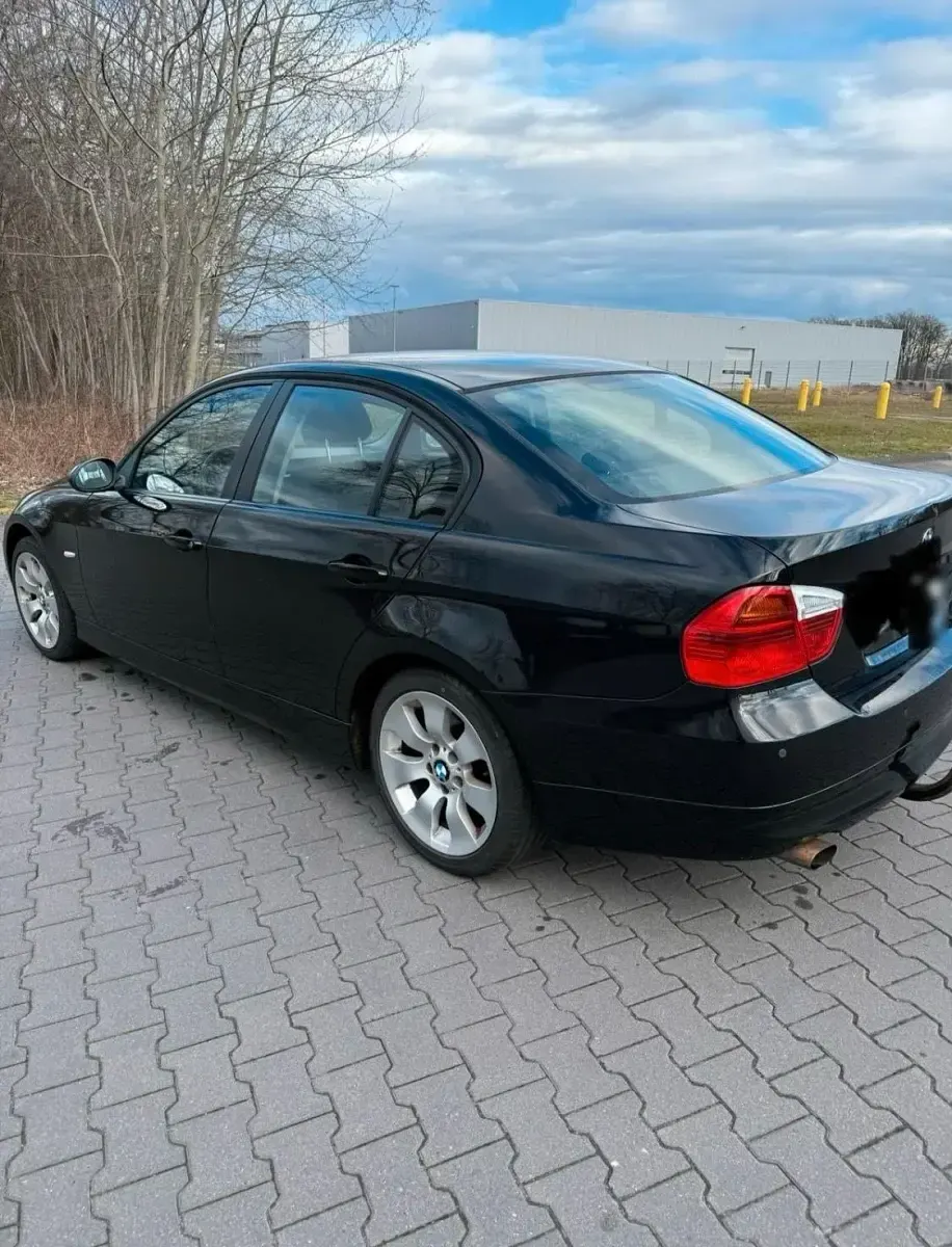 Usata BMW 318 2007 Nero Berlina