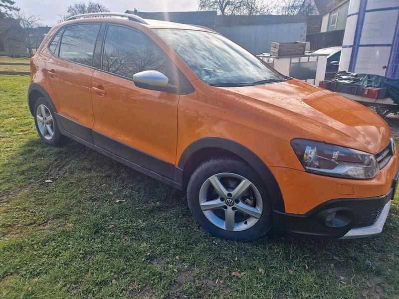 Gebraucht VW Polo Cross 85 PS (62 kW) 2011 Orange Kleinwagen