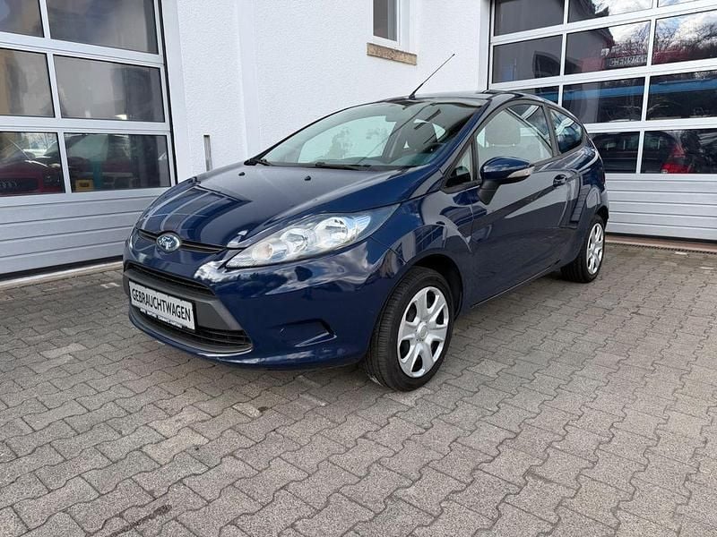 Gebraucht Ford Fiesta Trend 82 PS (60 kW) 2010 Blau Kleinwagen
