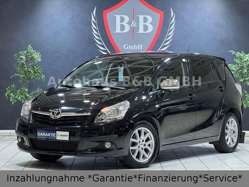 Gebraucht Toyota Verso Executive 126 PS (92 kW) 2010 Schwarz Van / Kleinbus