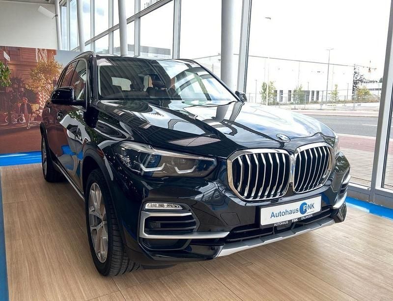 Schwarz Gebraucht 2021 BMW X5 xLine SUV | 55.970 € (Guter Preis) - Bild 1/4