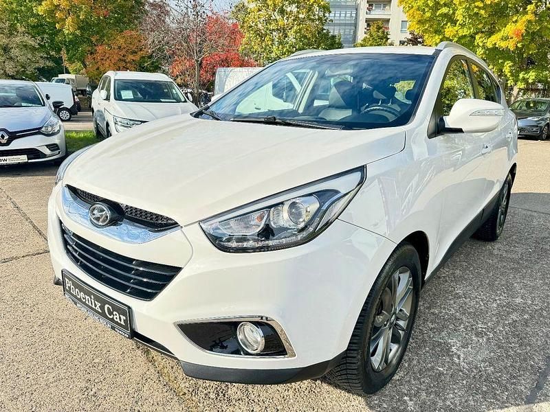 Weiß Gebraucht 2015 Hyundai ix35 Edition SUV | 10.950 € (Fairer Preis) - Bild 1/4