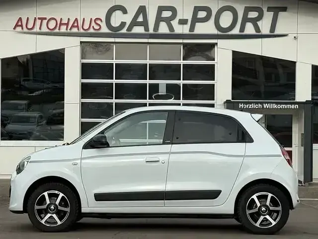 Używany Renault Twingo LIMITED 90 KM (66 kW) 2018 Biały Hatchback