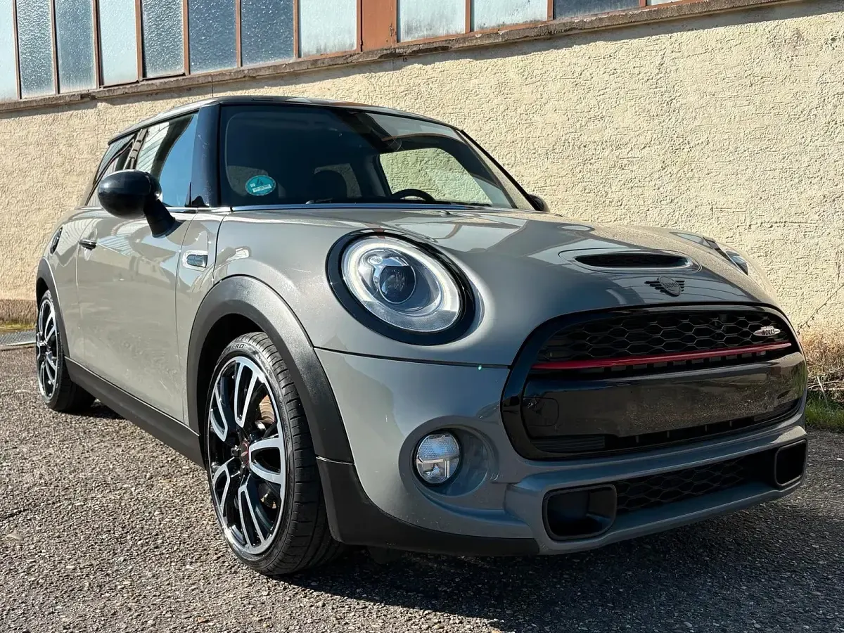 Second-hand Mini John Cooper Works 192 CP (141 kW) 2018 Gri Hatchback