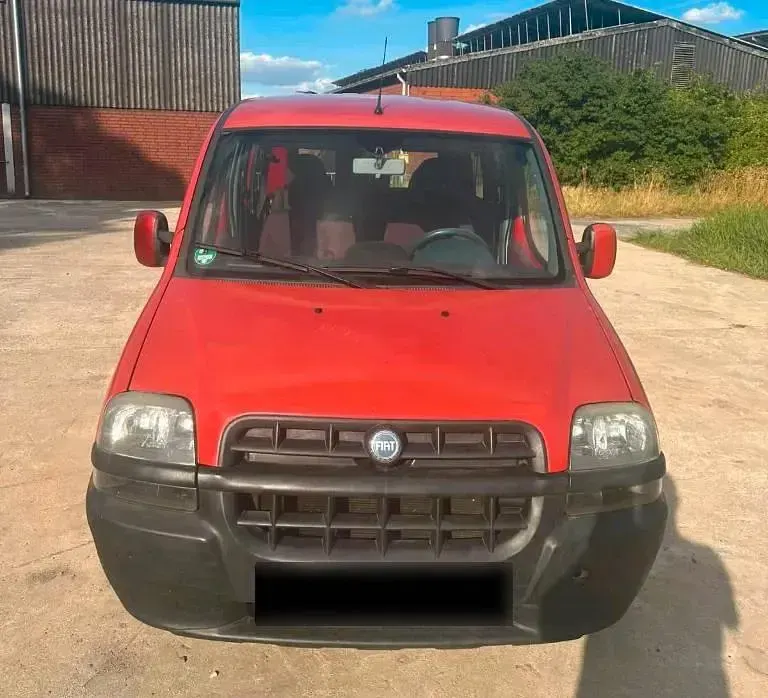 Gebraucht Fiat Doblò 65 PS (47 kW) 2001 Rot Van / Kleinbus