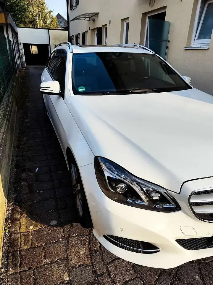 Gebraucht Mercedes E350 258 PS (189 kW) 2014 Weiß Kombi
