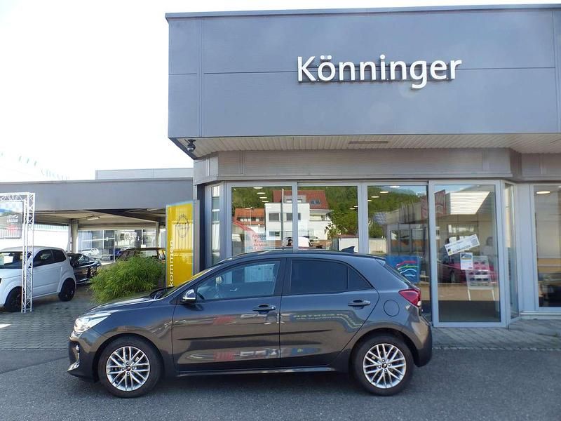 Gebraucht Kia Rio DREAM-TEAM Edition 99 PS (72 kW) 2018 (abt) graphite met. Kleinwagen