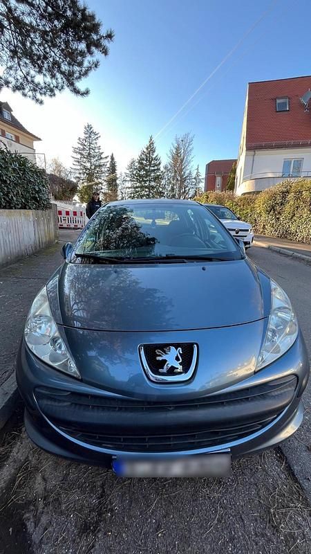 Gebraucht Peugeot 207 73 PS (53 kW) 2010 Grau Kleinwagen