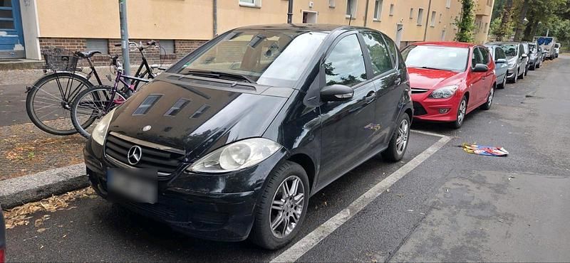 Schwarz Gebraucht 2004 Mercedes A150 Kleinwagen | 1.500 € (Fairer Preis) - Bild 1/4