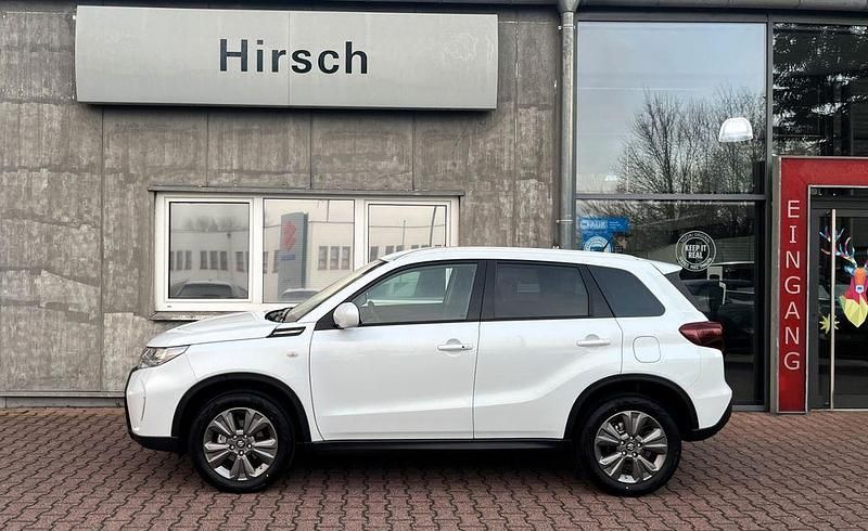 Neu Suzuki Vitara Comfort 110 PS (80 kW) 2026 Weiß SUV