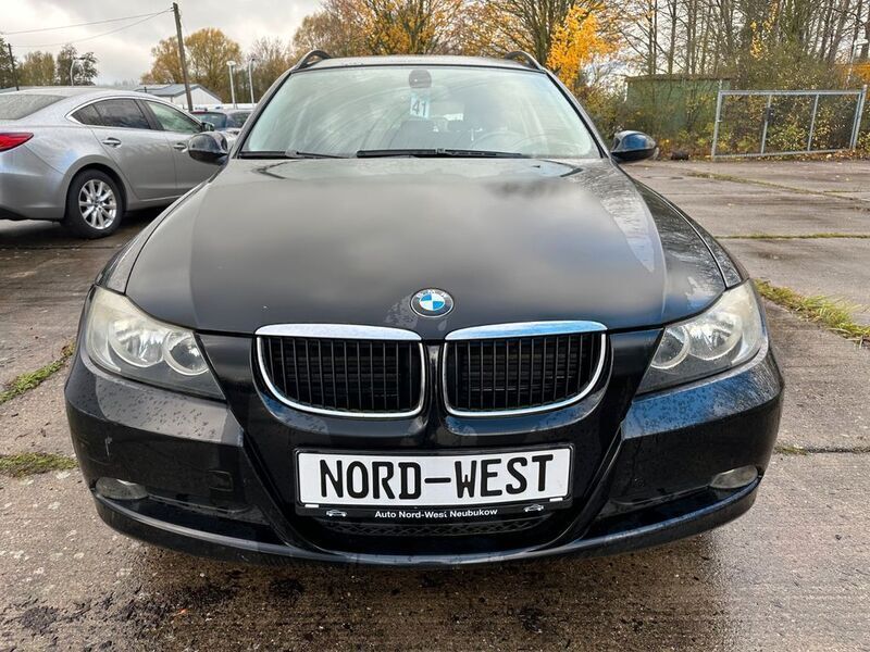 Gebraucht BMW 320 Advantage 170 PS (125 kW) 2008 Schwarz Kombi