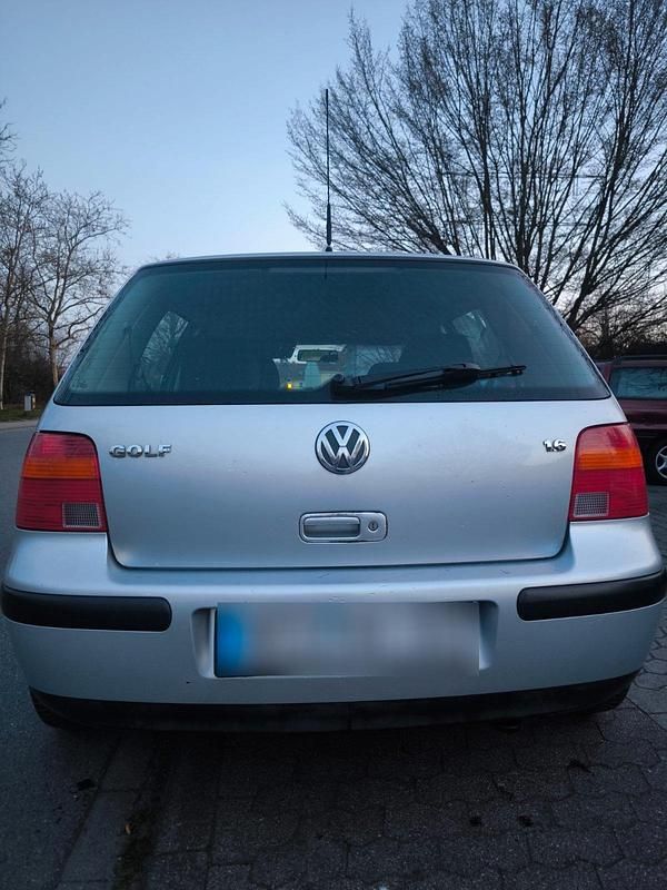 Gebraucht VW Golf IV 105 PS (77 kW) 2002 Grau Kleinwagen