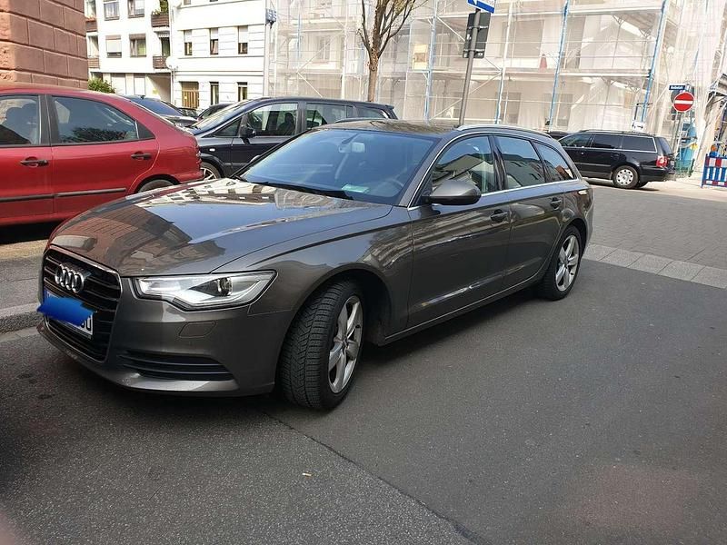 Gebraucht Audi A6 177 PS (130 kW) 2012 Kombi