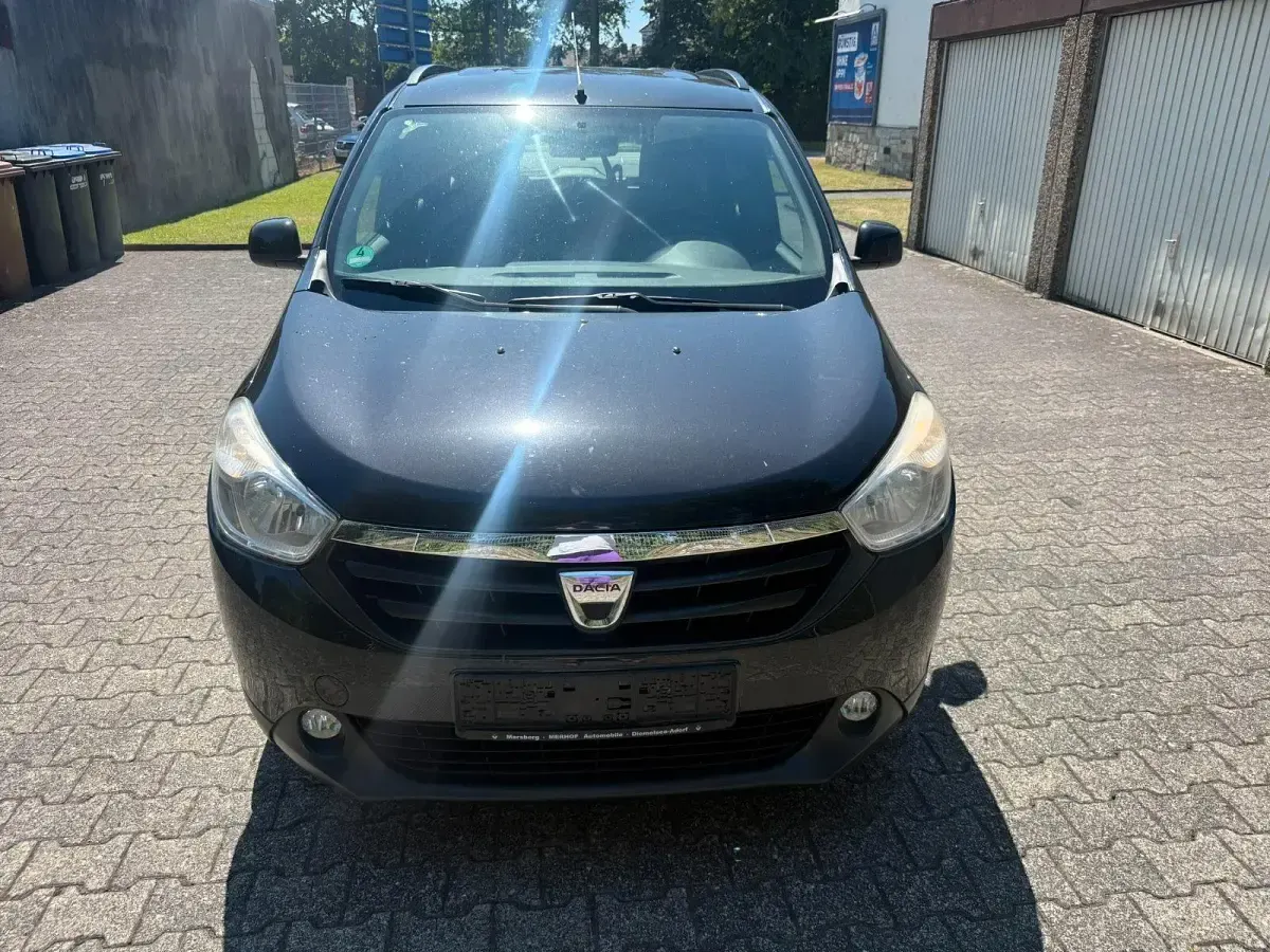 Gebraucht Dacia Lodgy 116 PS (85 kW) 2013 Schwarz Van / Kleinbus