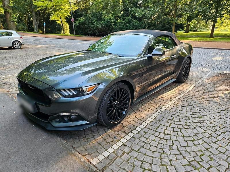 Second-hand Ford Mustang GT 421 CP (309 kW) 2017 Gri Cabrio