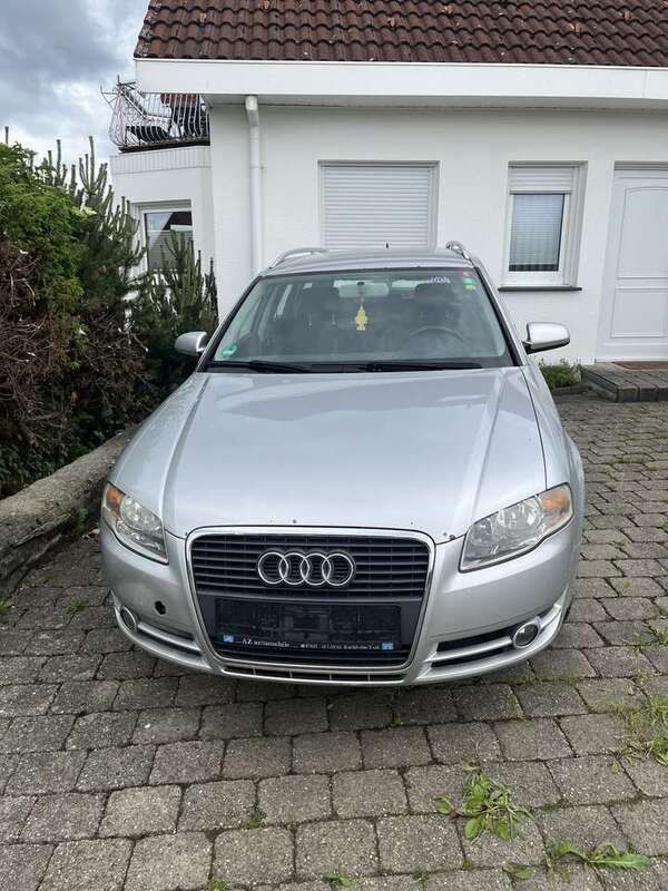 Grau Gebraucht 2006 Audi A4 Kombi | 2.000 € (Fairer Preis) - Bild 1/4