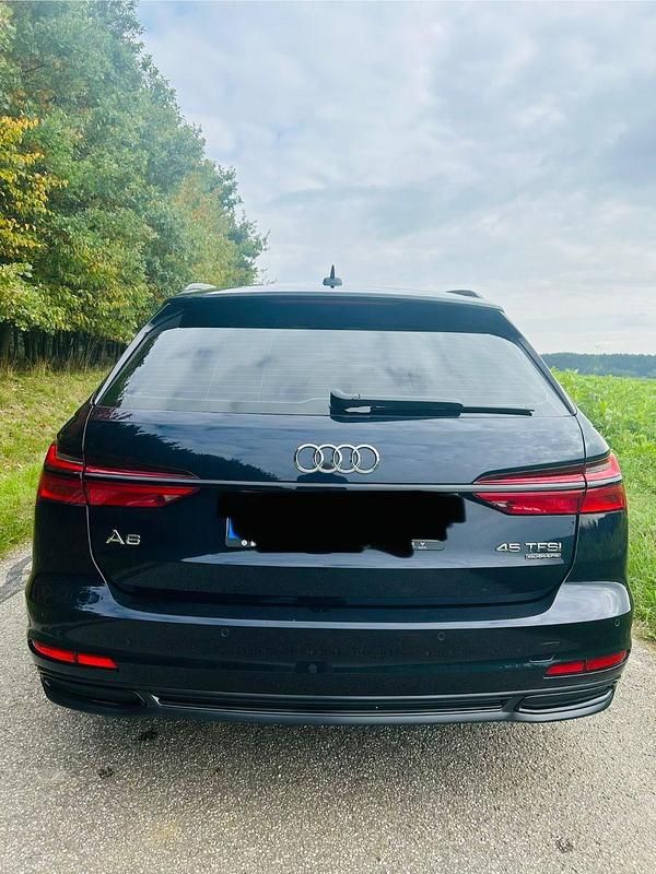 Gebraucht Audi A6 Design 245 PS (180 kW) 2019 Blau Kombi