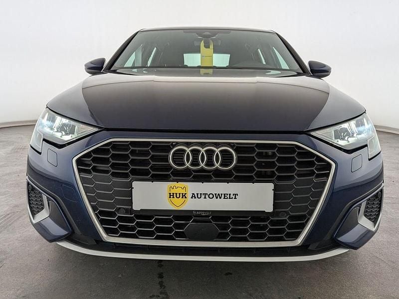 Gebraucht Audi A3 Advanced 110 PS (80 kW) 2023 Navarrablau metallic Limousine
