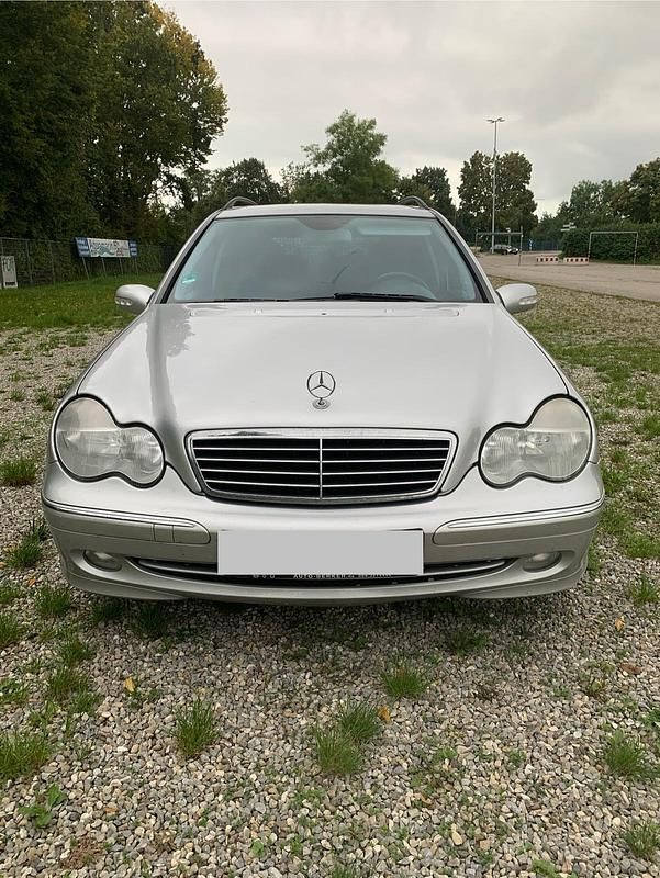 Gebraucht 2003 Mercedes C180 Avantgarde Kombi | 799 € (Superpreis) - Bild 1/4
