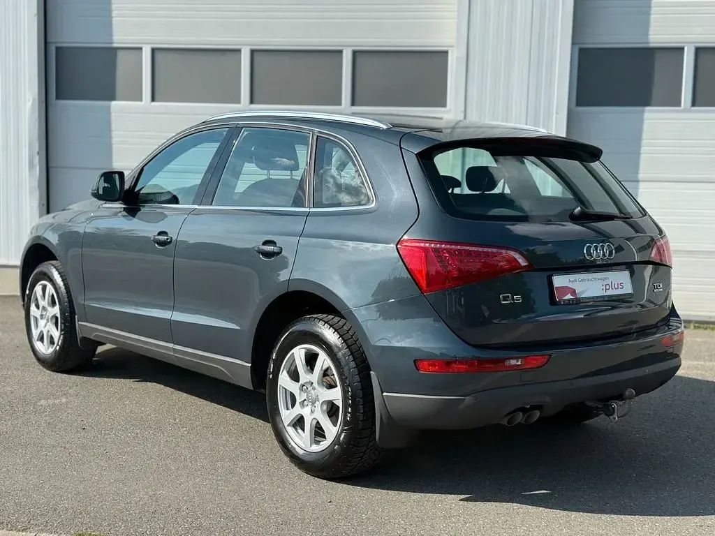 Gebraucht Audi Q5 Design 170 PS (125 kW) 2011 Grau SUV