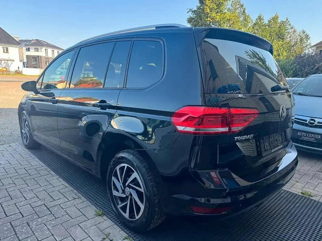 Gebraucht VW Touran Join 116 PS (85 kW) 2018 Schwarz Van / Kleinbus