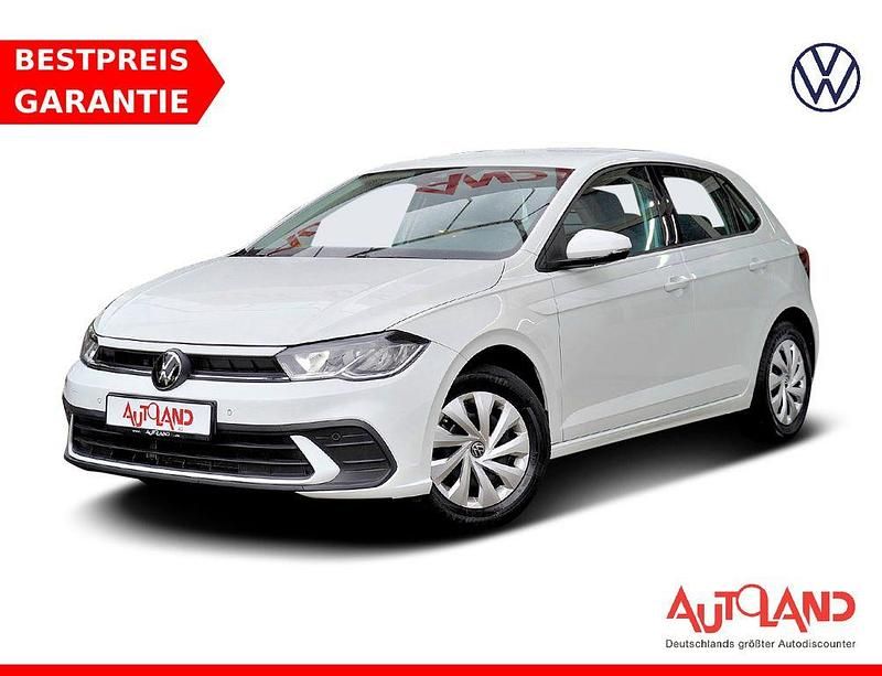 Weiß Gebraucht 2023 VW Polo Life Kleinwagen | 18.950 € (Fairer Preis) - Bild 1/4