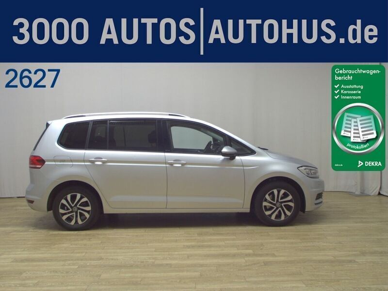 Silber Gebraucht 2022 VW Touran Active Van / Kleinbus | 22.980 € (Guter Preis) - Bild 1/4