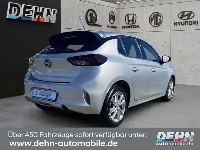 Usata Opel Corsa Elegance 101 CV (74 kW) 2022 Argento Utilitaria
