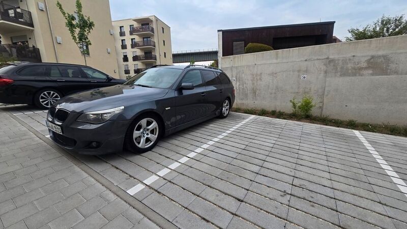 Grau Gebraucht 2008 BMW 535 Sport Line Kombi | 9.600 € (Fairer Preis) - Bild 1/4