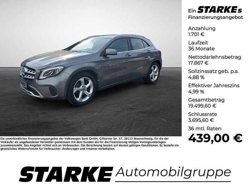 Grau Gebraucht 2018 Mercedes GLA200 SUV | 18.950 € (Guter Preis) - Bild 1/4