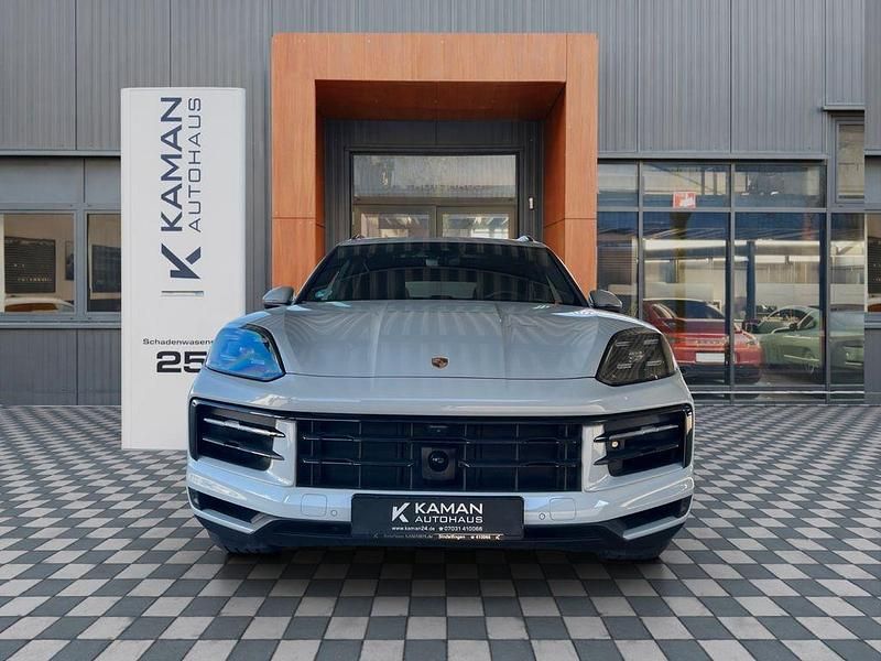 Second-hand Porsche Cayenne 470 CP (345 kW) 2024 Gri SUV