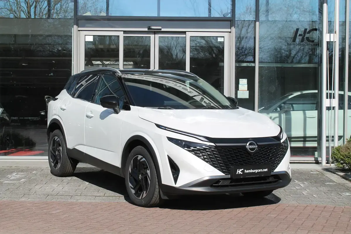 Neu Nissan Qashqai 360º 158 PS (116 kW) 2025 Grau SUV