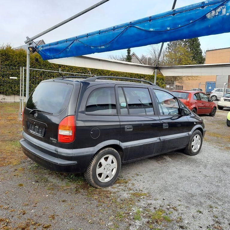 Gebraucht Opel Zafira Elegance 101 PS (74 kW) 2000 Schwarz Van / Kleinbus