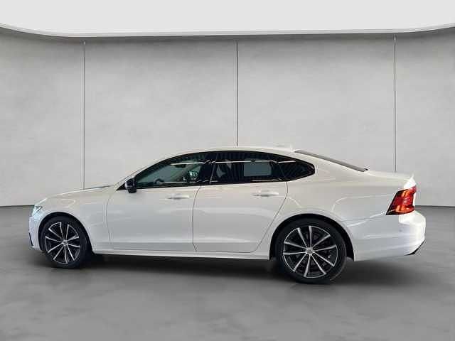 Gebraucht Volvo S90 173 PS (127 kW) 2022 Limousine