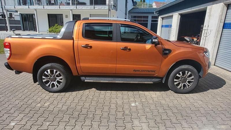 Gebraucht Ford Ranger Wildtrack 200 PS (147 kW) 2019 Orange Pickup