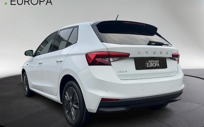 Neu Skoda Fabia Tour 116 PS (85 kW) 2025 Weiß Limousine