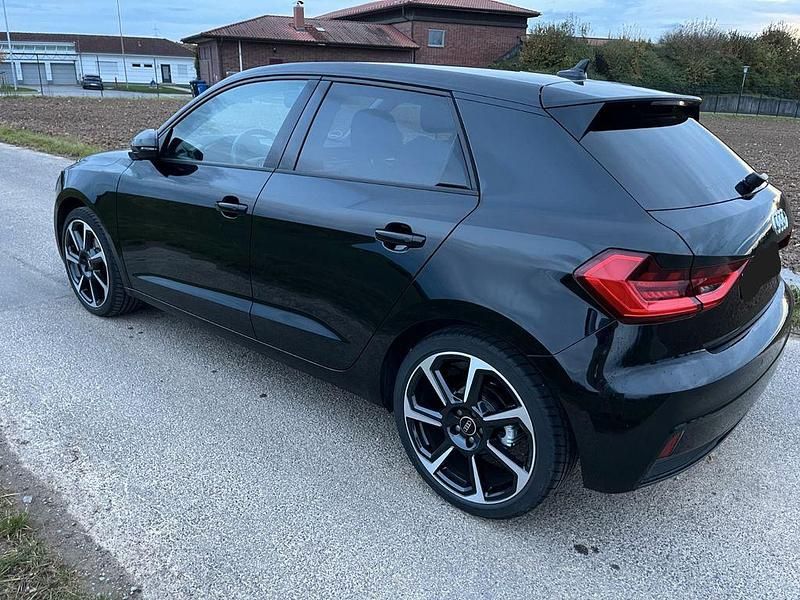 Gebraucht Audi A1 Sportback Advanced 150 PS (110 kW) 2024 Schwarz Kleinwagen