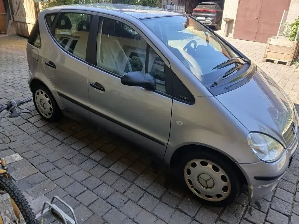 Gebraucht Mercedes A160 Classic 102 PS (75 kW) 1999 Silber Kleinwagen