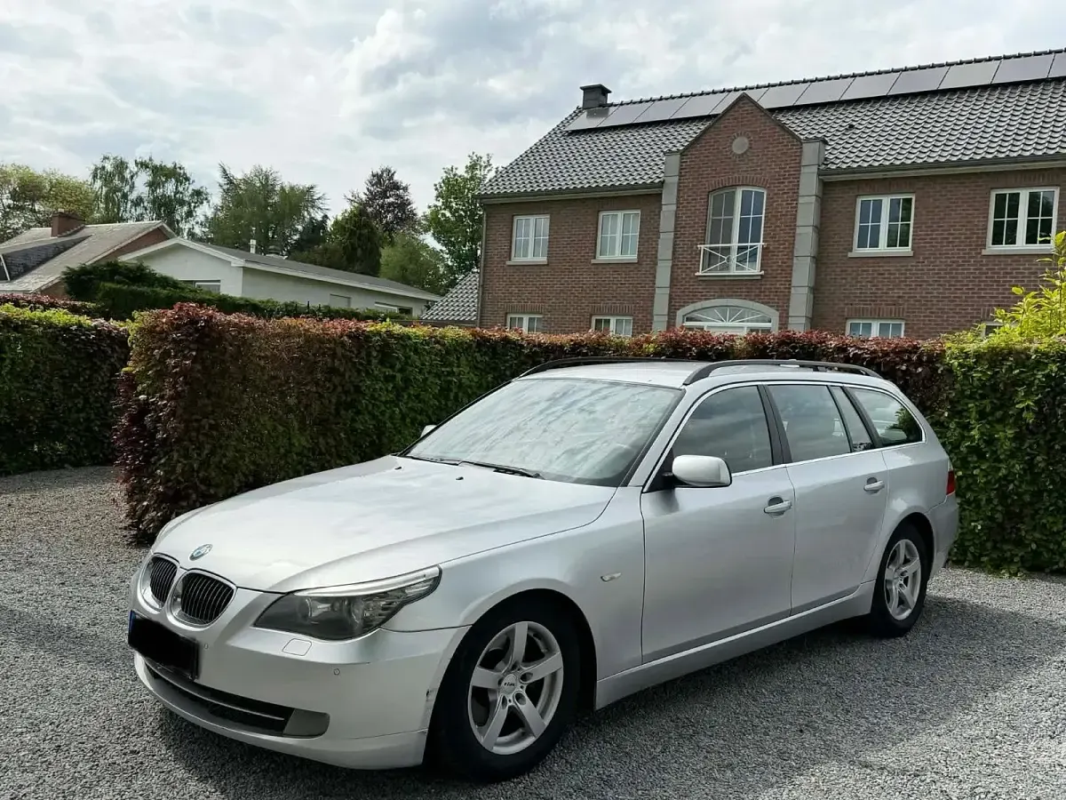 Second-hand BMW 525 197 CP (144 kW) 2008 Argintiu Break