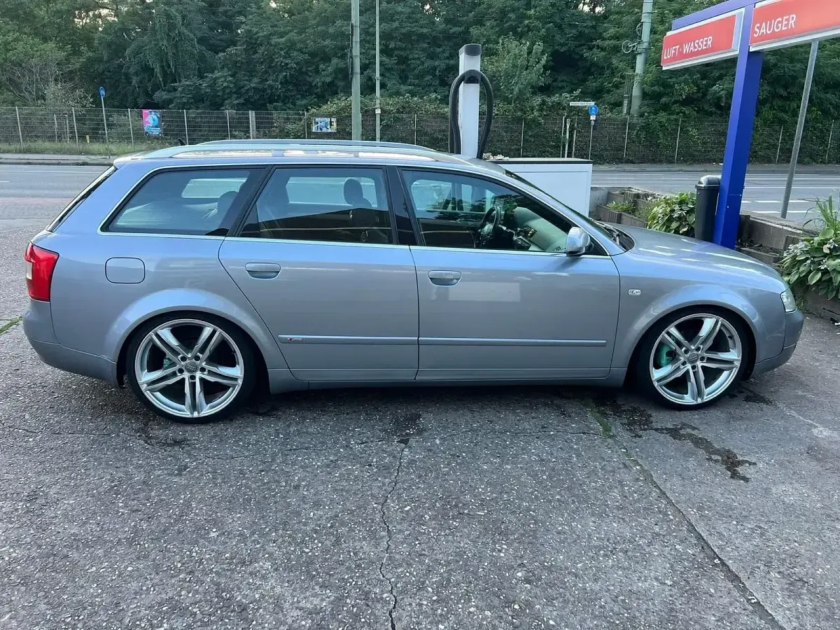 Gebraucht Audi A4 131 PS (96 kW) 2003 Grau Kleinwagen