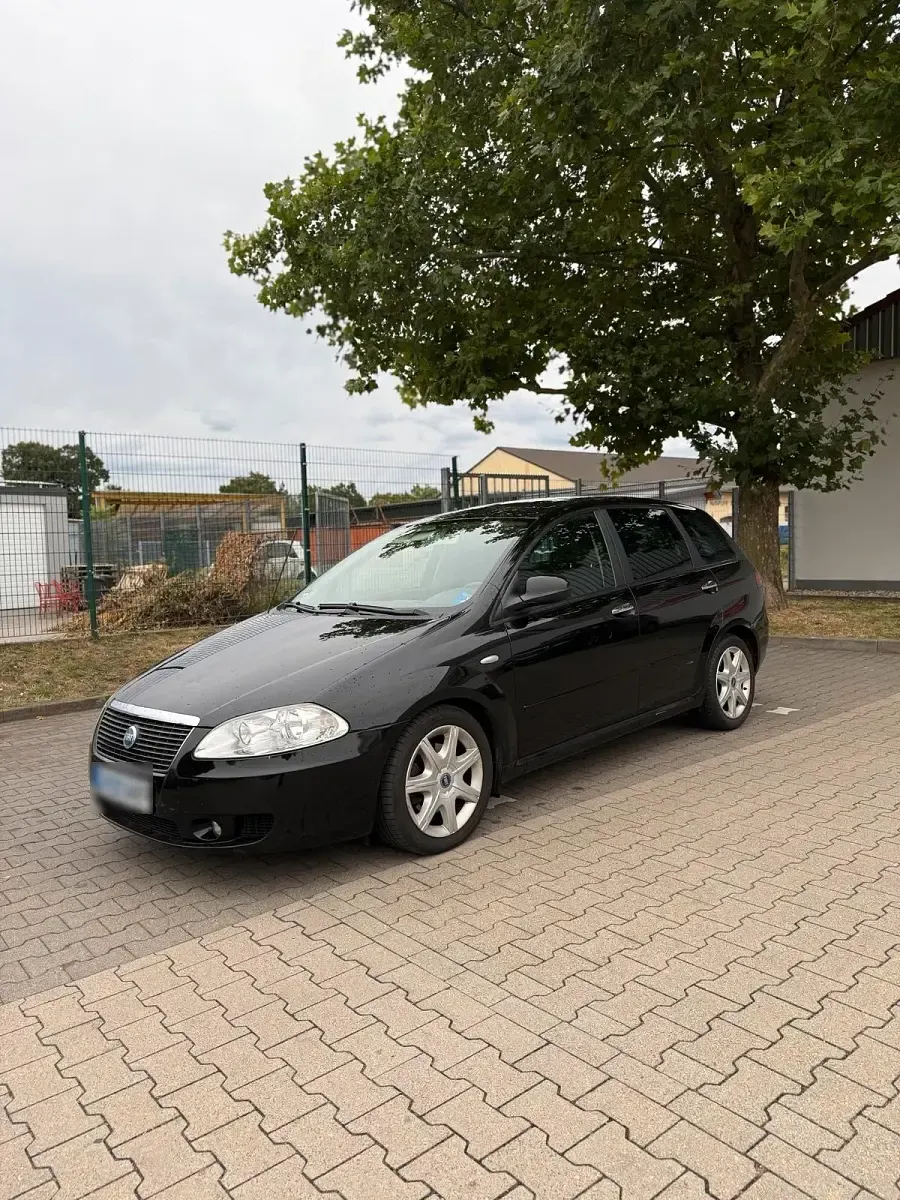 Gebraucht Fiat Croma 149 PS (109 kW) 2006 Schwarz Kombi