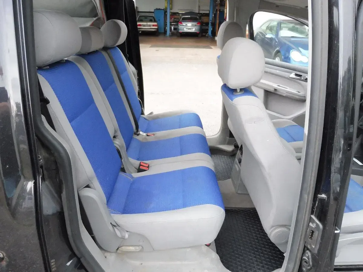 Gebraucht VW Caddy Life 105 PS (77 kW) 2005 Schwarz Van / Kleinbus