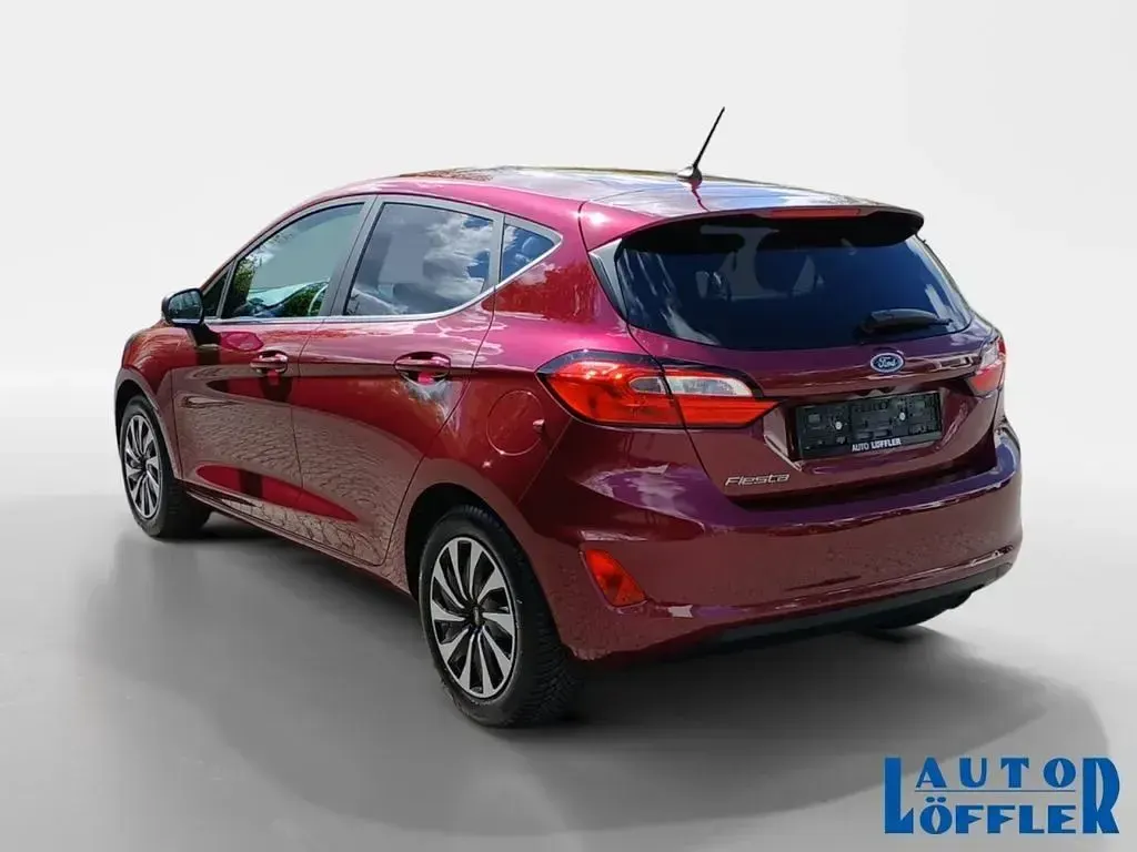 Gebraucht Ford Fiesta Titanium 101 PS (74 kW) 2022 Rot Kleinwagen