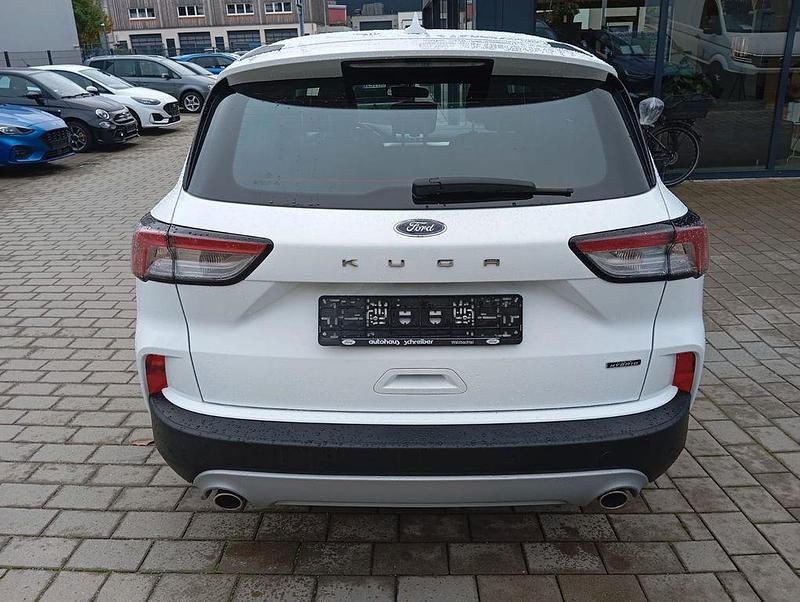 Gebraucht Ford Kuga Cool & Connect 224 PS (164 kW) 2022 Weiß SUV