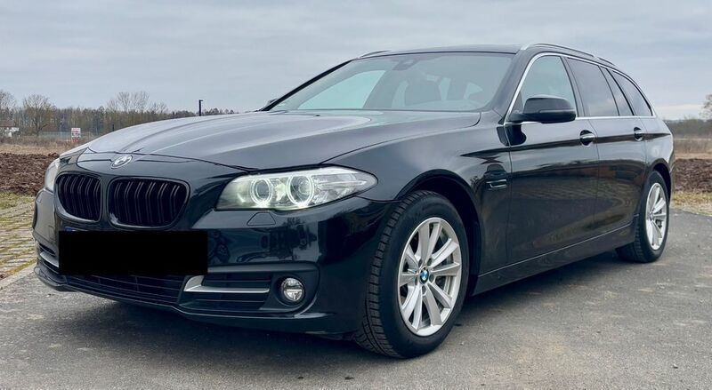 Schwarz Gebraucht 2016 BMW 530 Luxury Line Kombi | 19.000 € (Superpreis) - Bild 1/4