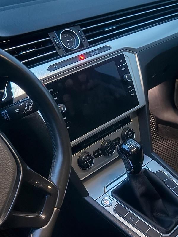 Gebraucht VW Passat 150 PS (110 kW) 2014 Kombi