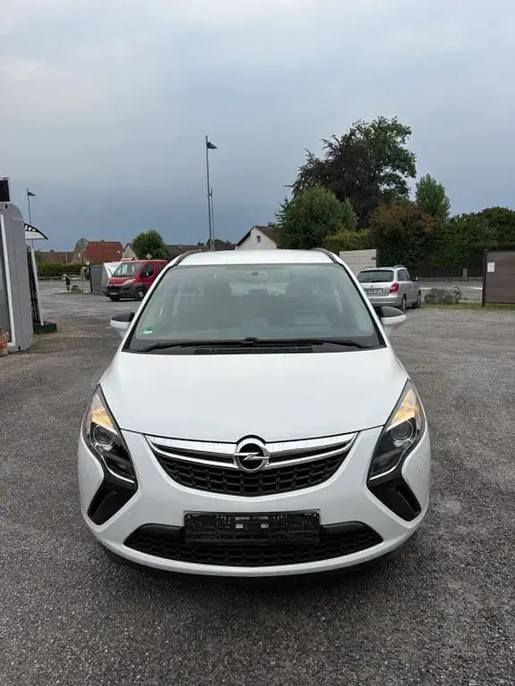Gebraucht Opel Zafira Tourer Selection 120 PS (88 kW) 2015 Weiß Van / Kleinbus