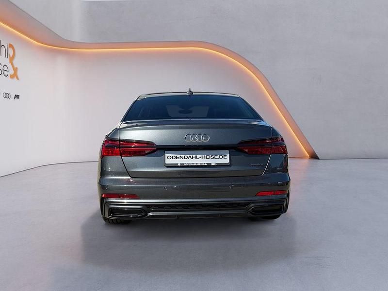 Gebraucht Audi A6 Advanced 367 PS (269 kW) 2022 Grau Limousine